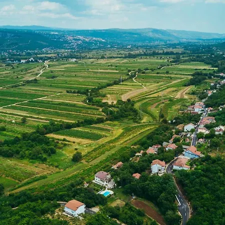 Estera, Makarska - Imotski Grubine